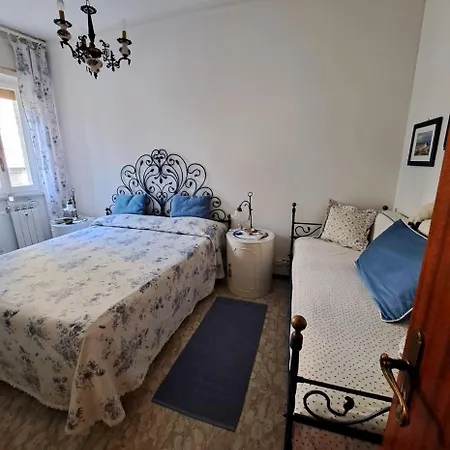 Zaffiro With Parking Apartment